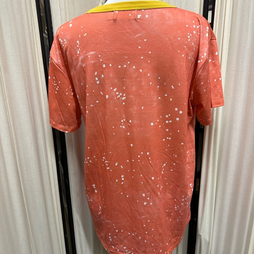 Southern Grace Orange Graphic Tee - Picture 2 of 4